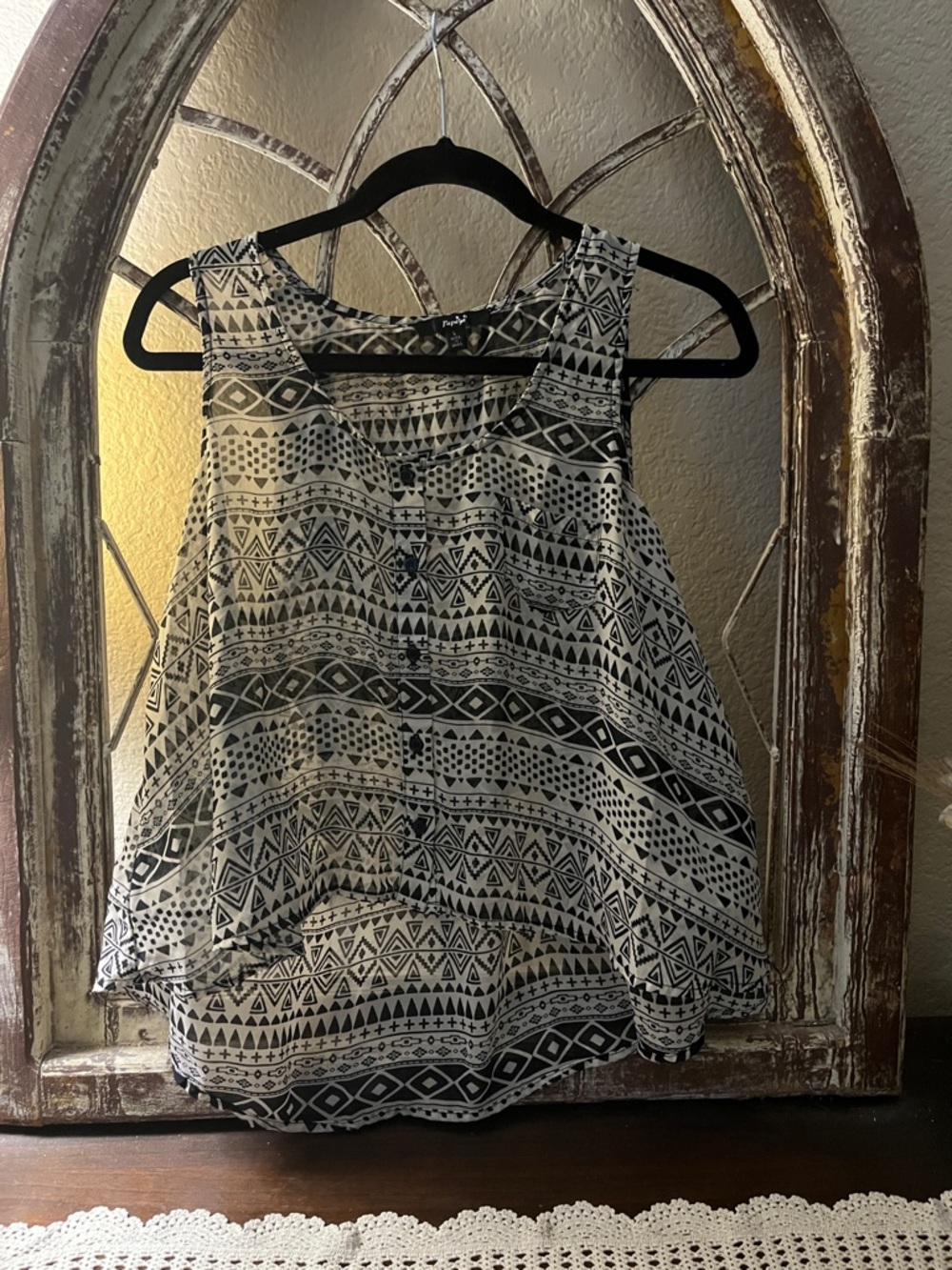 Papaya Black and White Geometric Print Tank , Size Large